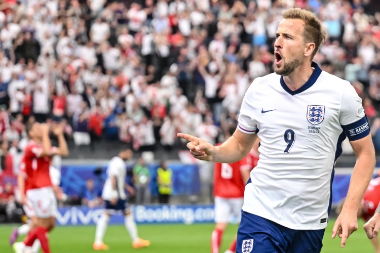 英格兰队欧洲杯淘汰赛逆转斯洛伐克晋级八强 