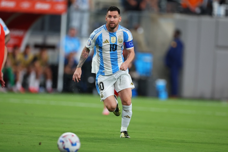 美洲杯1/4决赛：阿根廷迎战厄瓜多尔首发阵容预测 