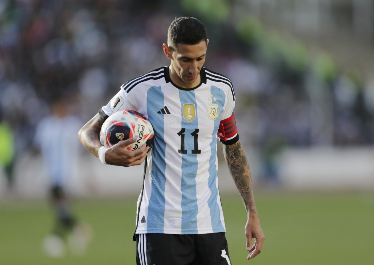 美洲杯决赛：迪马利亚领衔阿根廷对阵哥伦比亚 