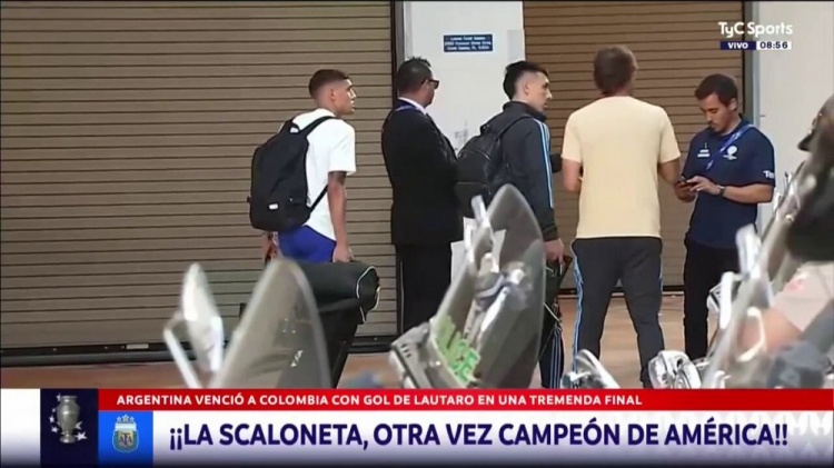 阿根廷队夺冠后启程回国，梅西等球员不随行 