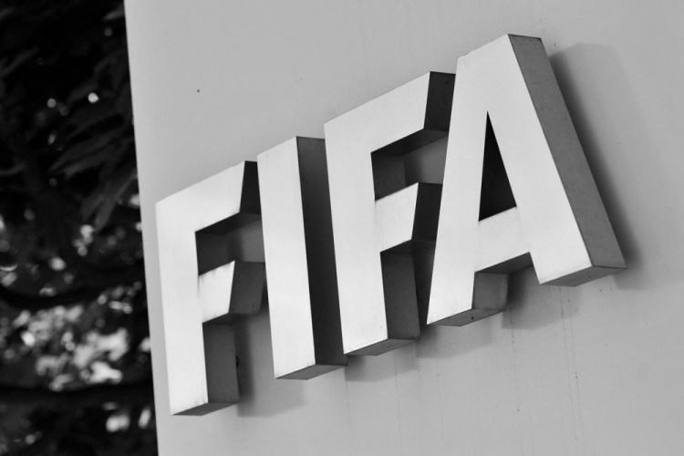 国际足联回应欧洲联赛和工会指控 